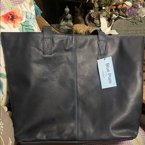 Polar Night Genuine Leather Tote
